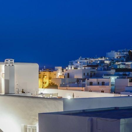 Апартаменты Cycladic Breeze Naxos City Экстерьер фото